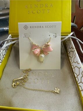 Kendra Scott x love shack fancy Pink Bow Necklace with Pearl Charm new